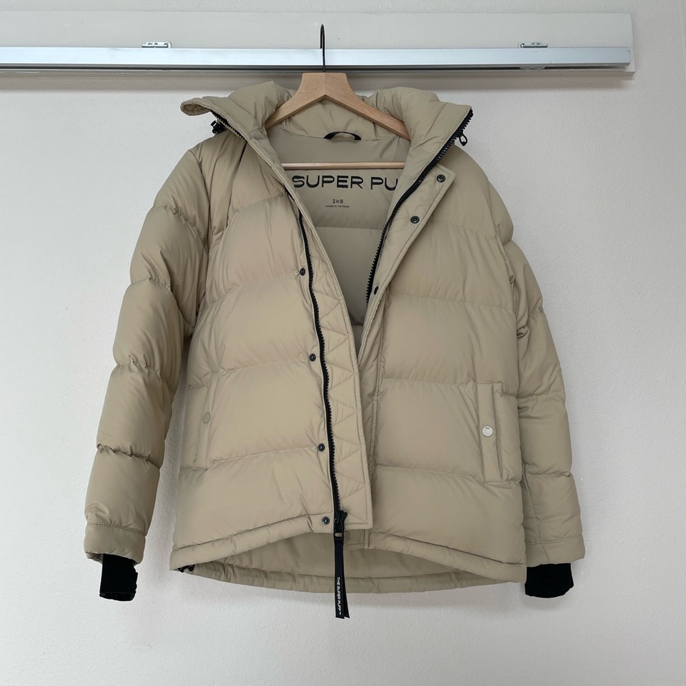 Aritzia TNA The Super Puff